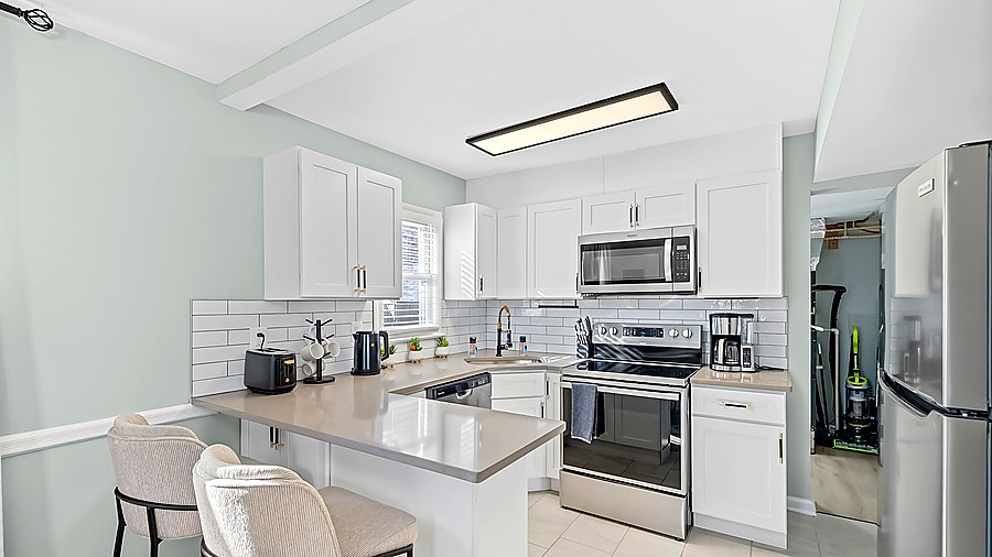 Kitchen island and bar seating